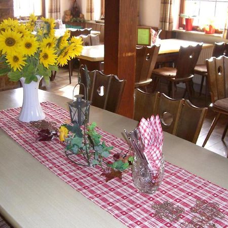 Gasthaus Zum Baeren Gaestehaus Wittighausen Kültér fotó