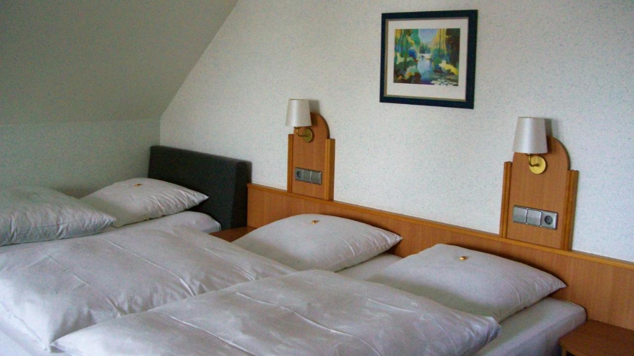 Gasthaus Zum Baeren Gaestehaus Wittighausen Kültér fotó